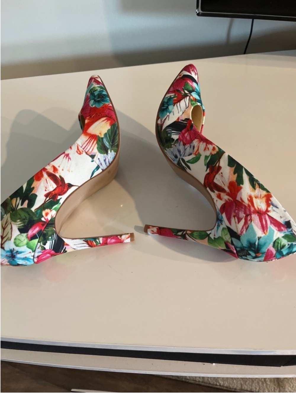 OFFERS! Jessica Simpson Pharris Floral Pointed Toe Pumps Tropical Heels 7.5 - Picture 7 of 12